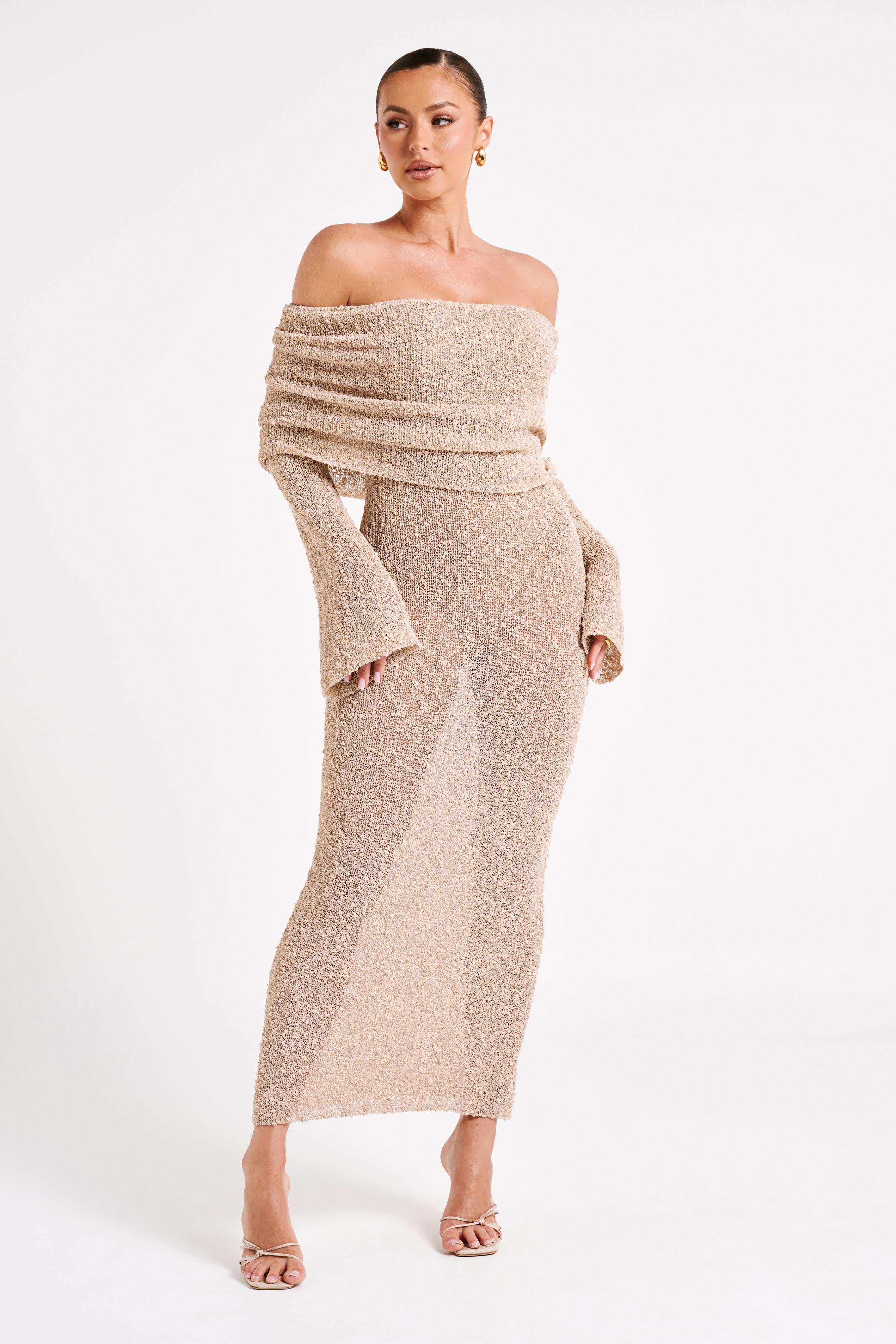 Ängel | Bouclé Off-Shoulder Maxiklänning