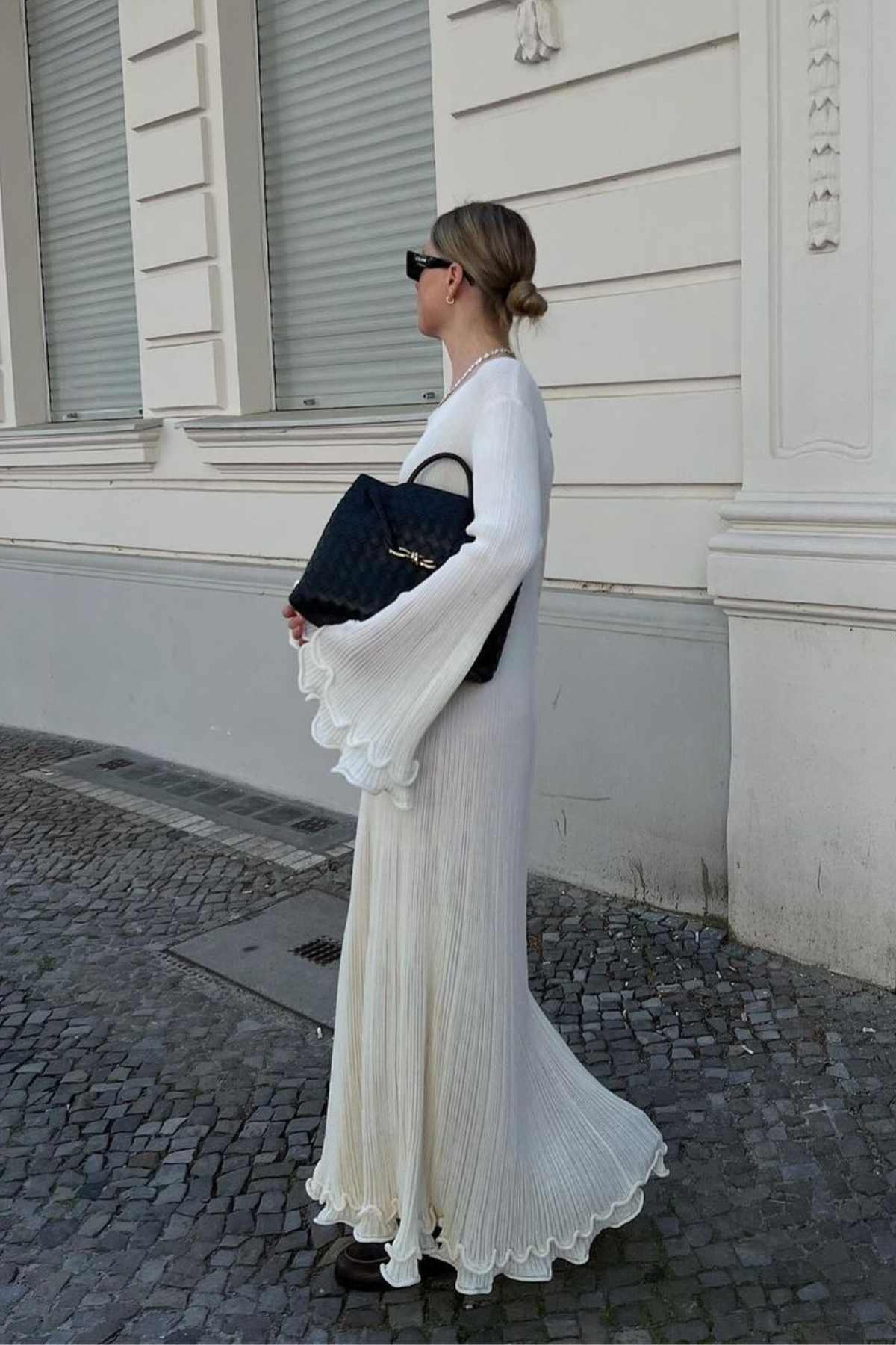 Clay | Lange Elegante Jurk met Ruches en Uitlopende Zoom