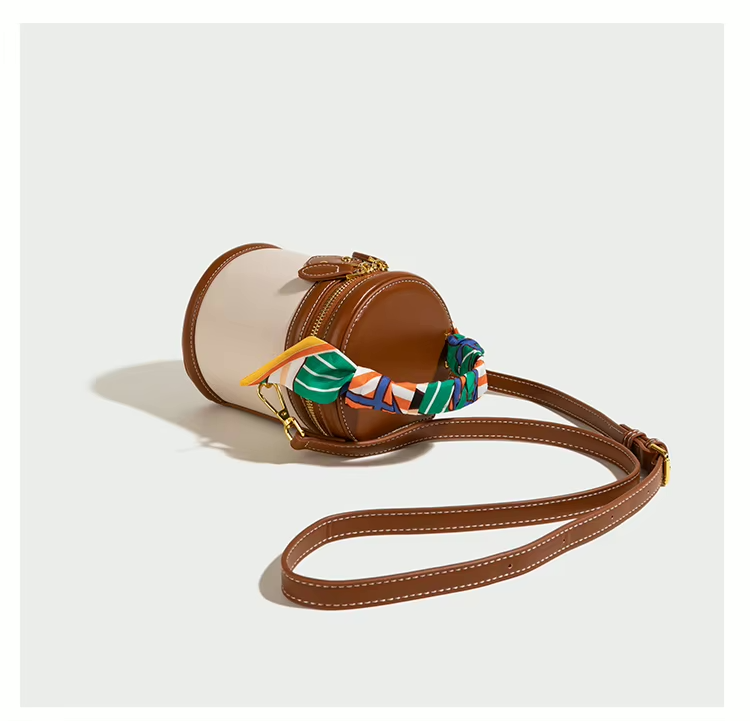 Novel | Bucket Schoudertas - Trendy & Compact