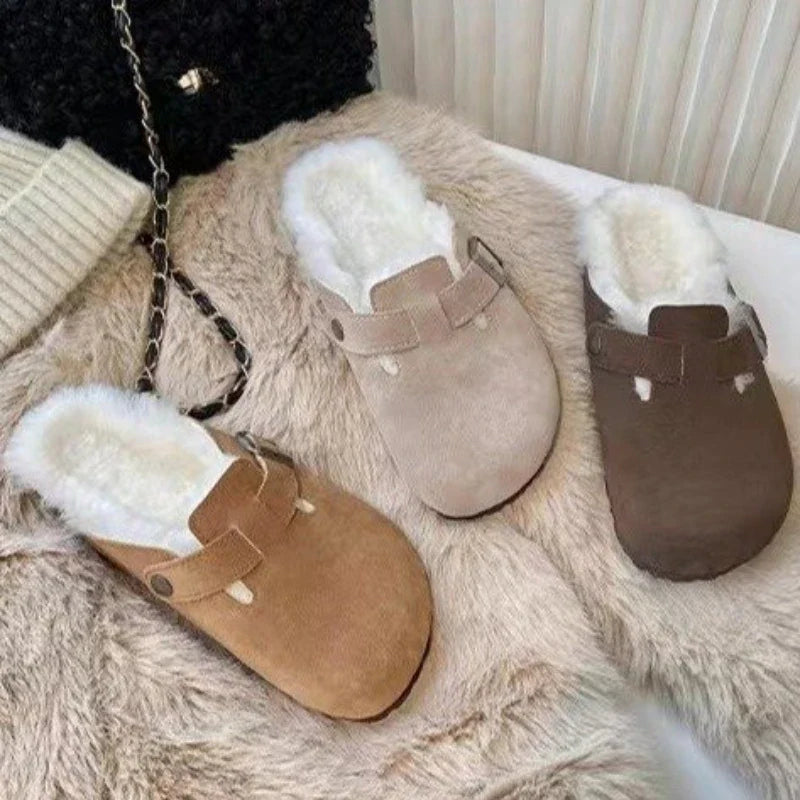 Jane | Fodrade Slip-On Träskor med Teddyfoder - Mocka, Trendiga och Bekväma