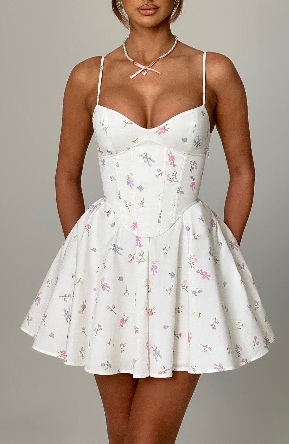 Analeigh Miniklänning - Vit Multi Blommigt Mönster