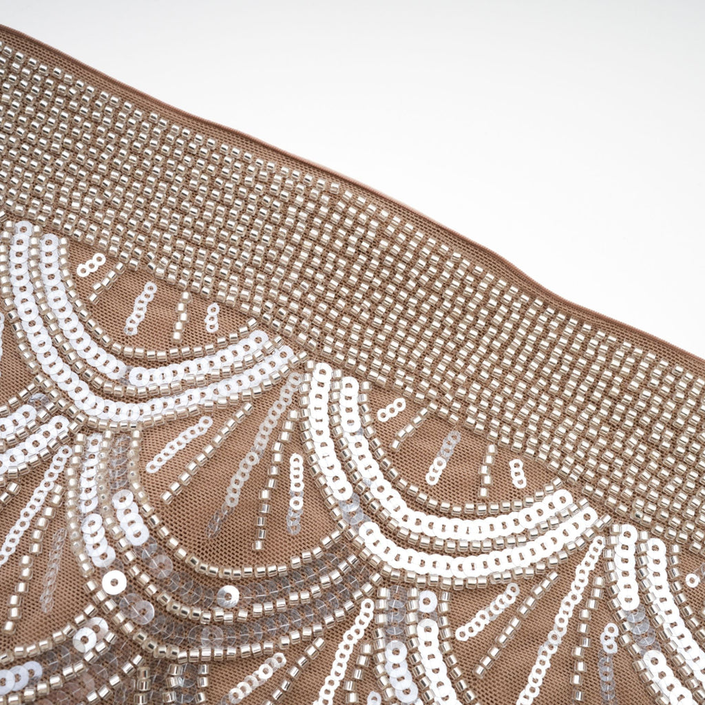 Robe mini Astrid marron ornée