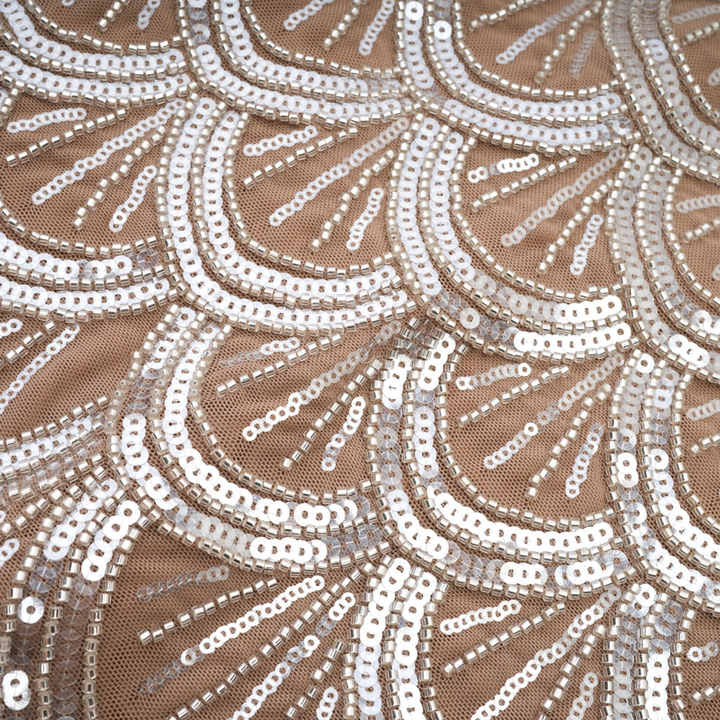 Robe mini Astrid marron ornée