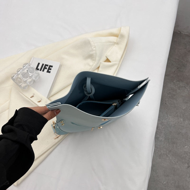 Fera | Vegan Leren Schoudertas met Subtiele Details