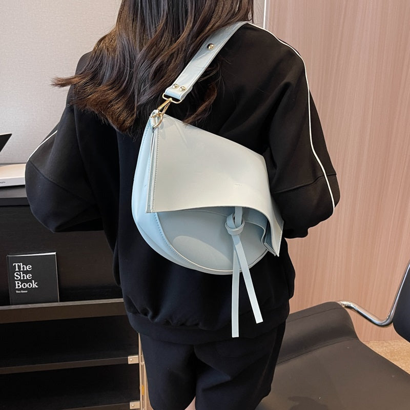 Fera | Vegan Leren Schoudertas met Subtiele Details