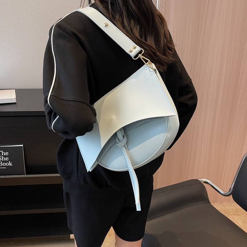 Fera | Vegan Leren Schoudertas met Subtiele Details