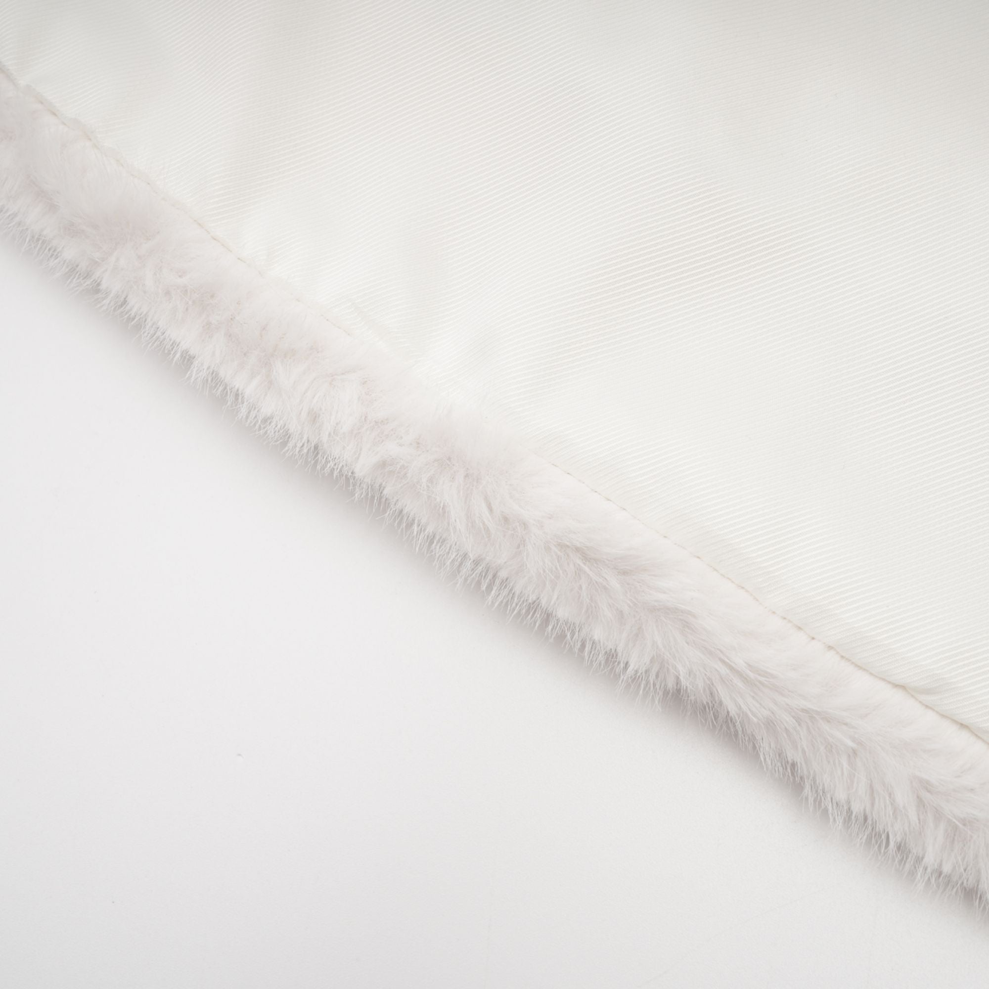 Caitlin fuskpälsjacka och kjol matchande set 