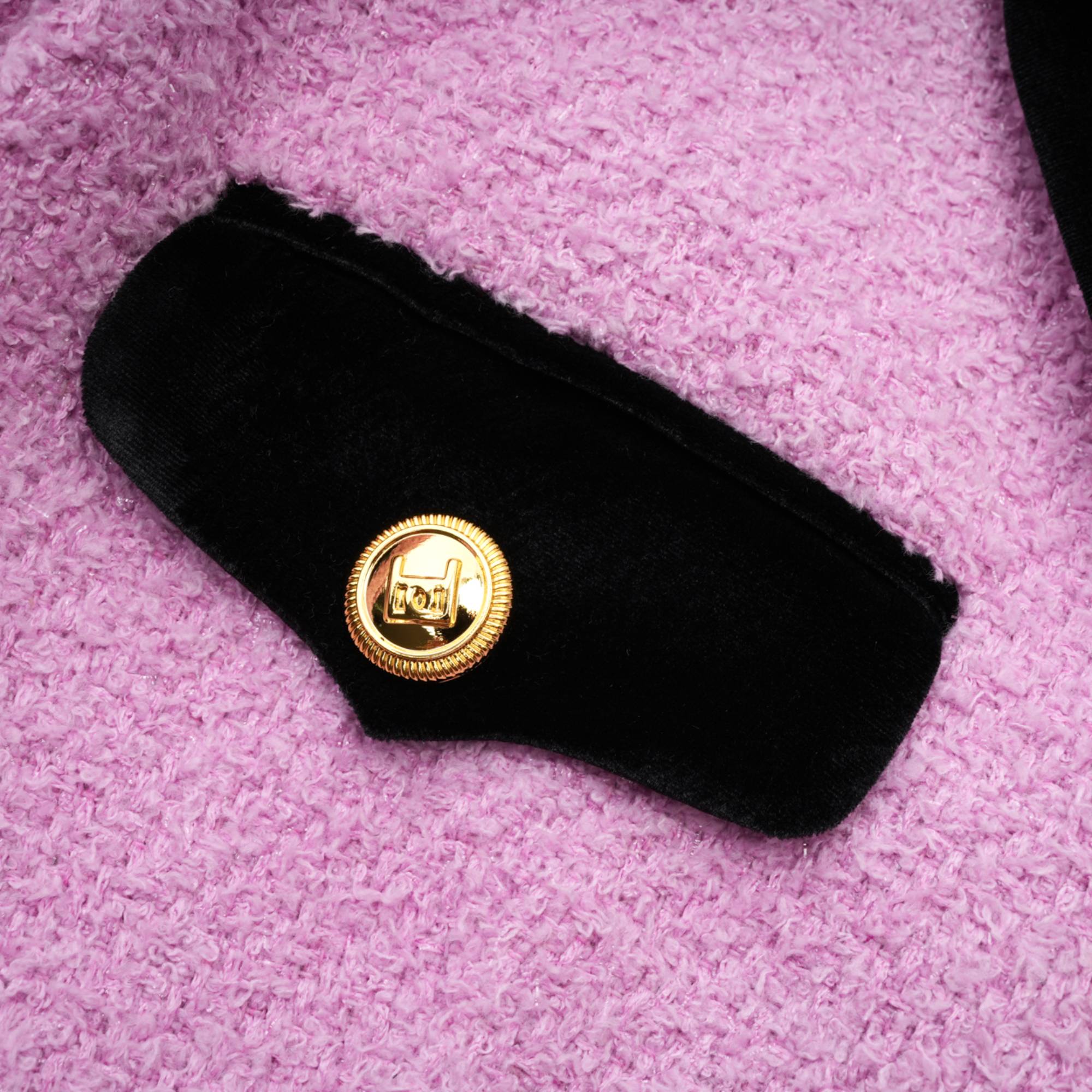 Emma tvådelat set med kavaj och kjol 