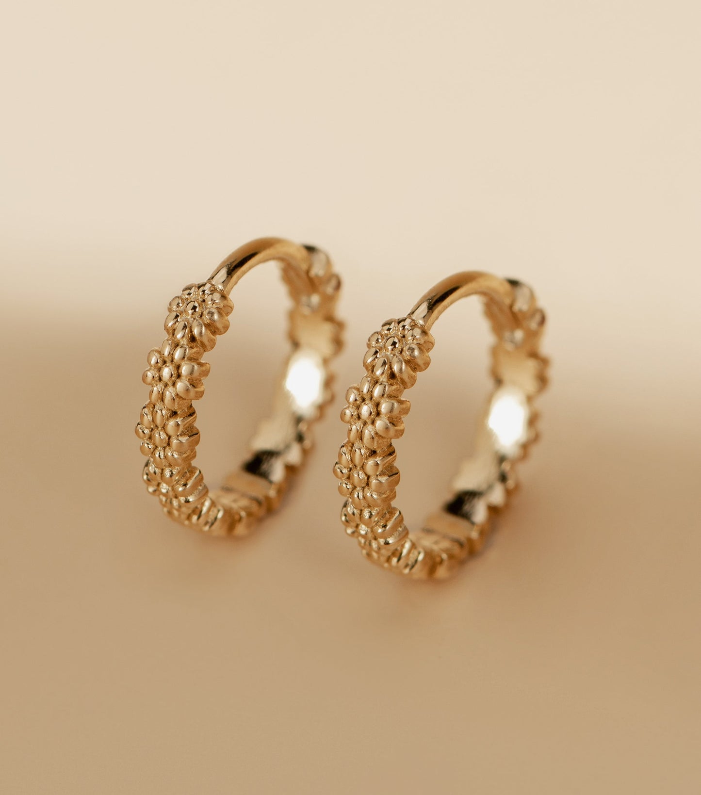 Oorbellen floral click