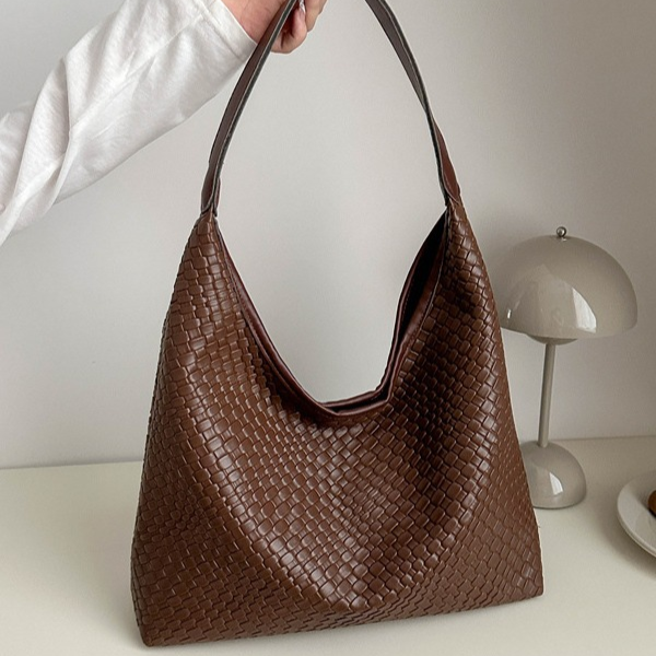 Jamy | Schoudertas met Elegante Krokodillenstructuur