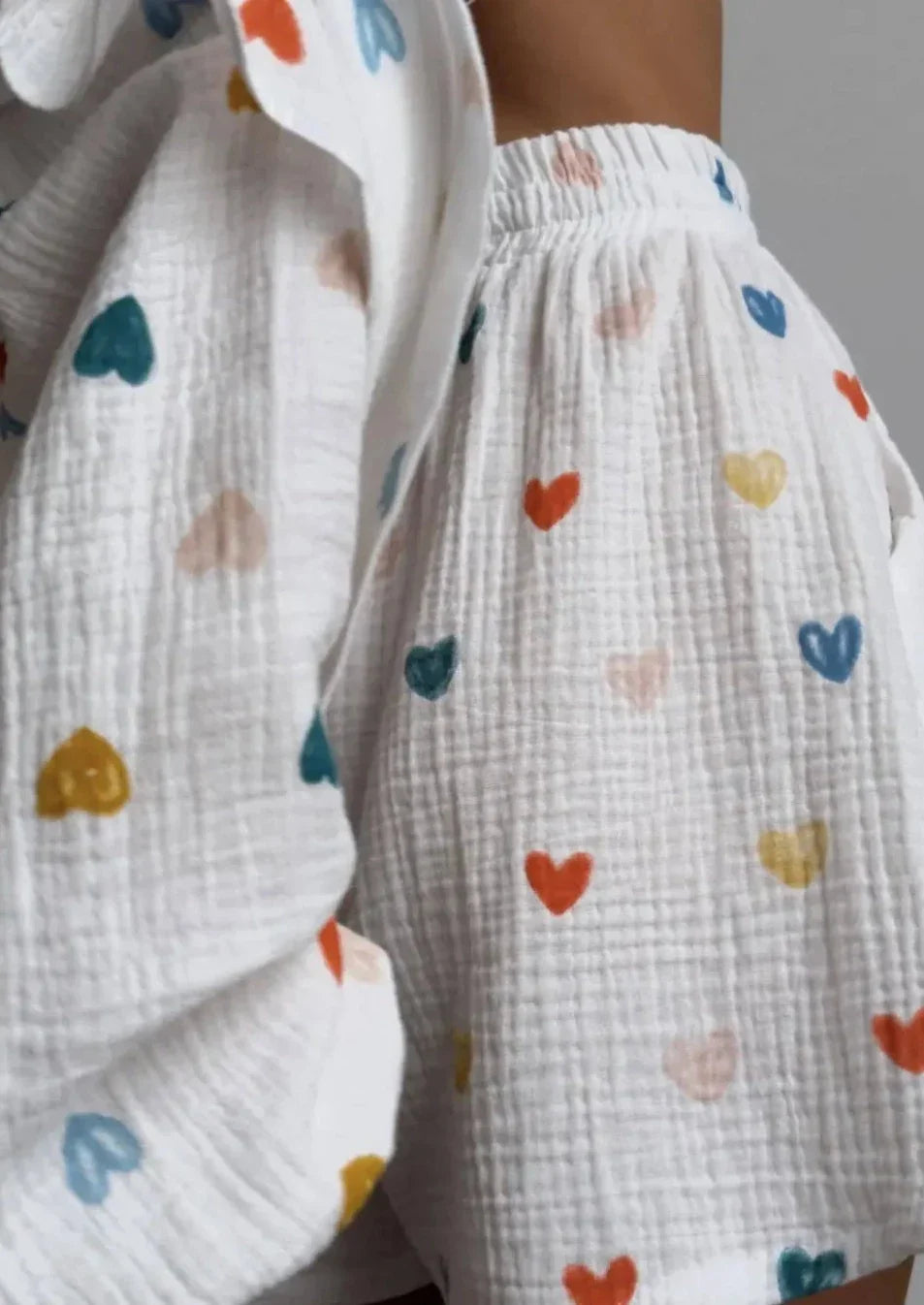 Jenika | Loungeset i bomull med hjärtmönster - Somrigt och snyggt