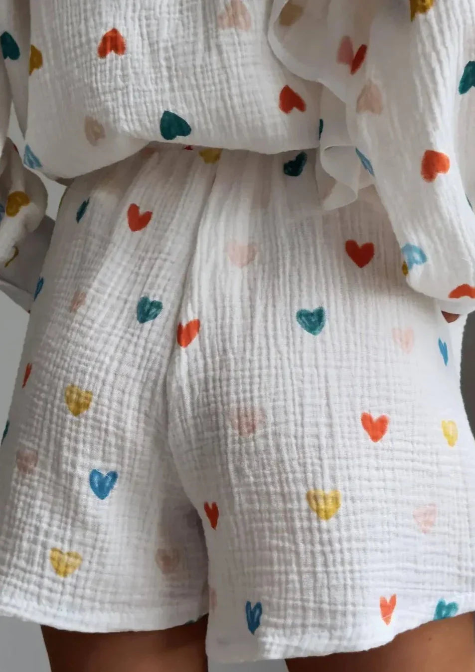 Jenika | Loungeset i bomull med hjärtmönster - Somrigt och snyggt