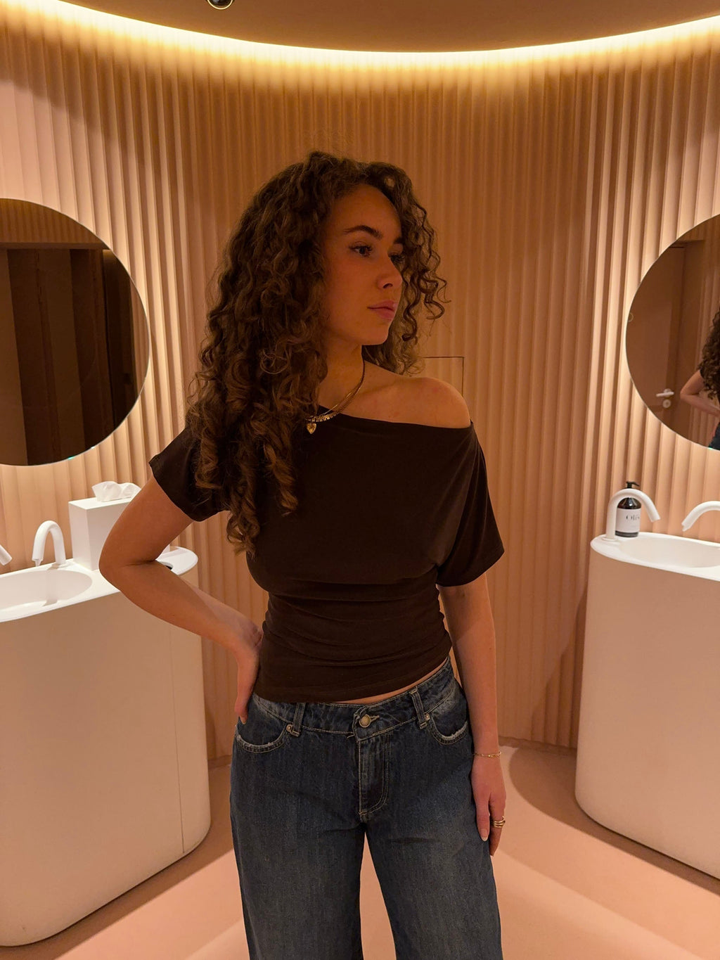 Miry | One‑Shoulder Top met Korte Mouw