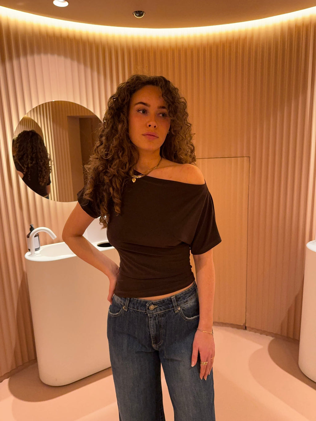 Miry | One‑Shoulder Top met Korte Mouw