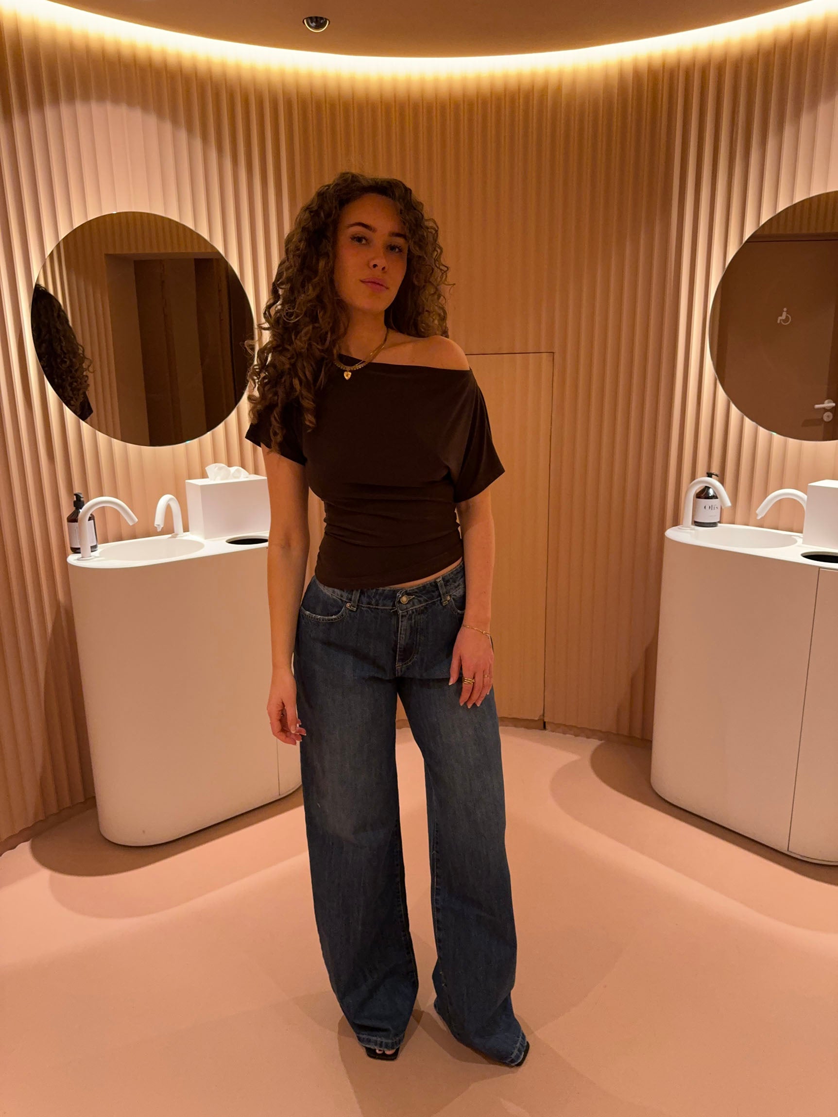 Miry | One‑Shoulder Top met Korte Mouw