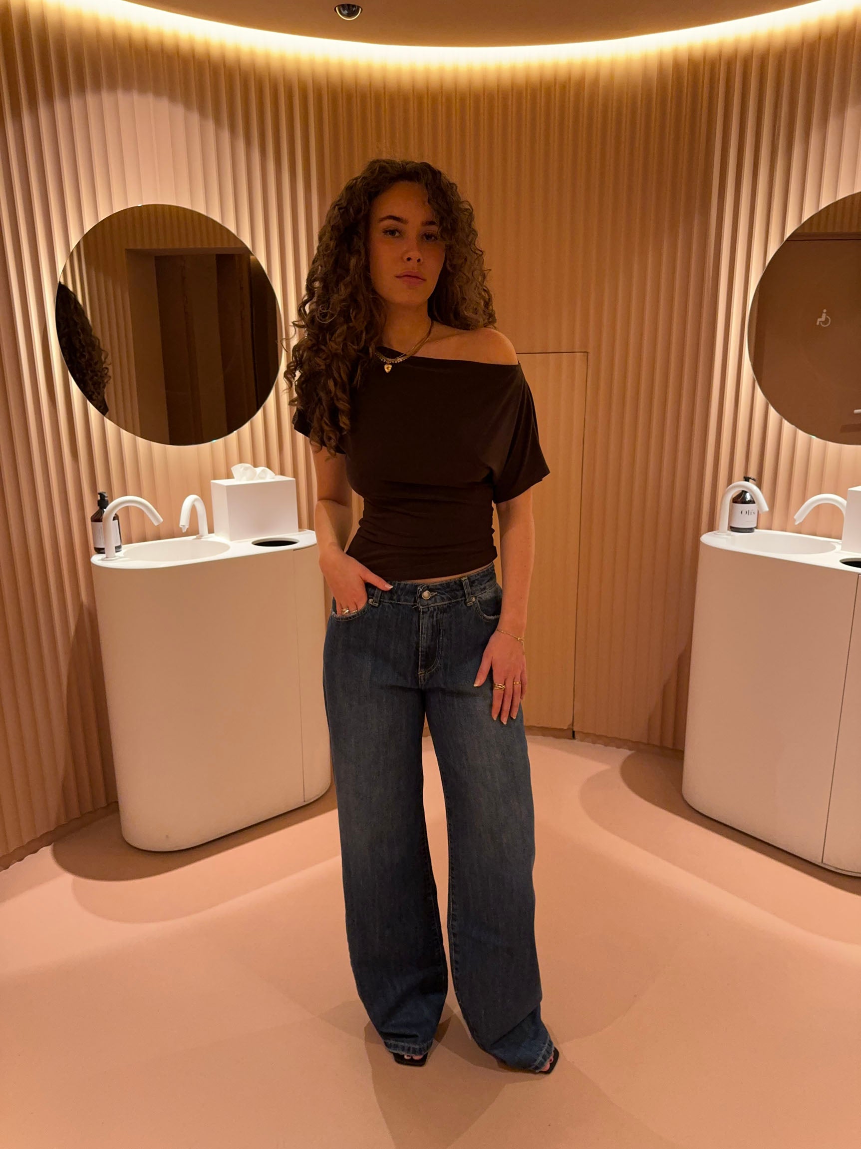 Miry | One‑Shoulder Top met Korte Mouw