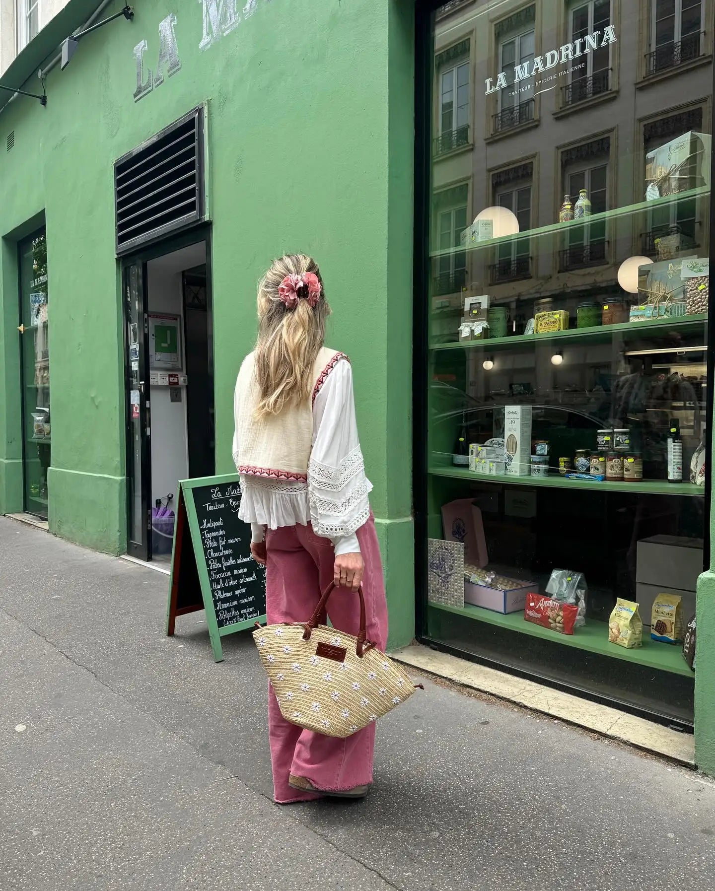 Fresia | Gilet Met Geborduurde Bloemenprint